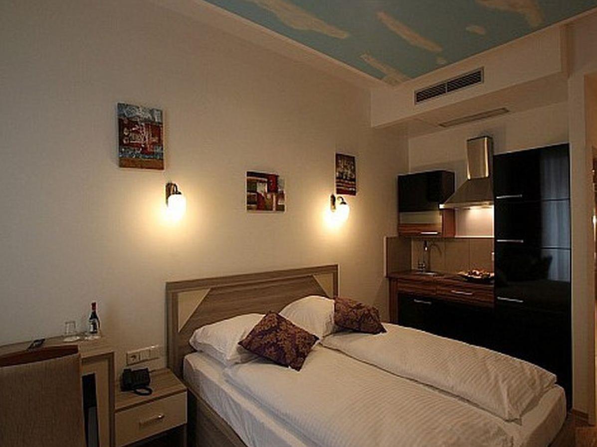 Hotel Kavun Мюнхен Экстерьер фото