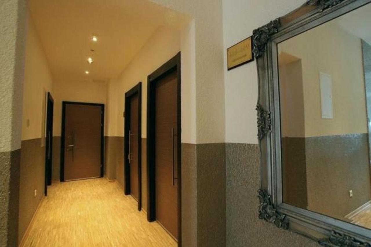Hotel Kavun Мюнхен Экстерьер фото