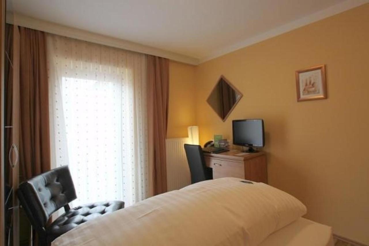 Hotel Kavun Мюнхен Экстерьер фото