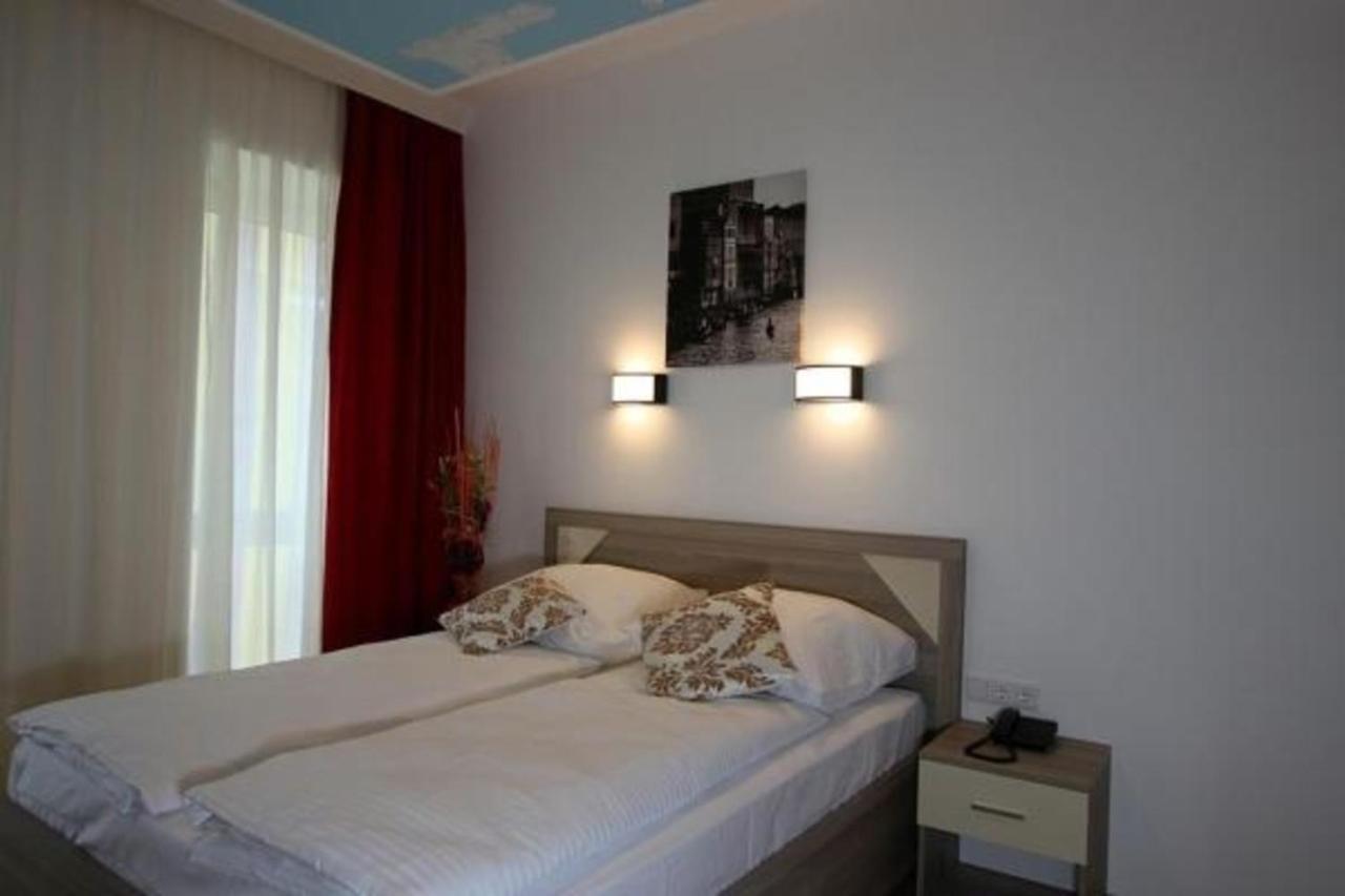 Hotel Kavun Мюнхен Экстерьер фото